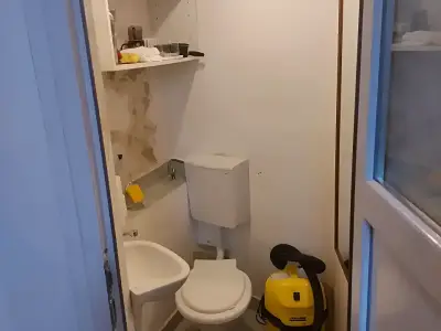 Garsoniera de inchiriat Sector 1 Bucuresti baie utilata